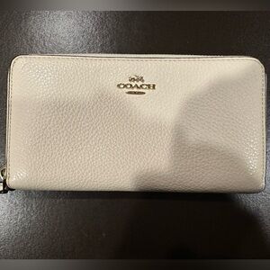 Coach White Leather Wallet